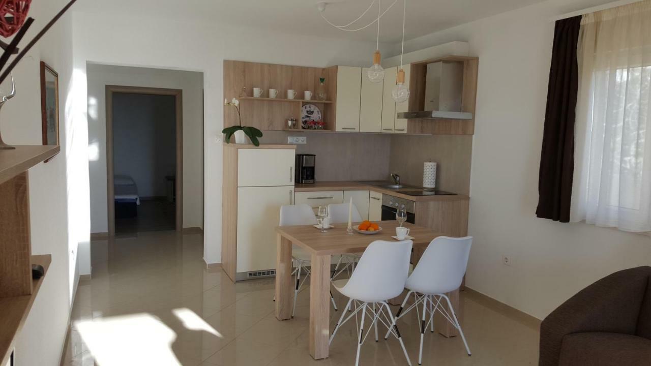 Apartments Anaivana Trogir Exterior foto