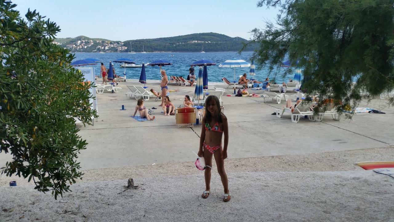 Apartments Anaivana Trogir Exterior foto